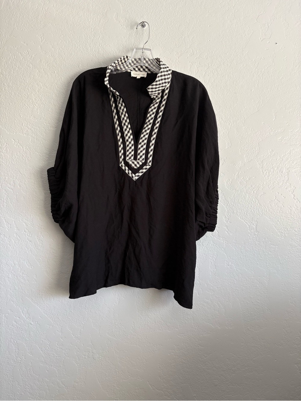 ❤️NEW entro Black blouse with Black-and-White Gingham Trim